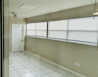 367 Sw Donna Terrace - Photo Thumbnail 8