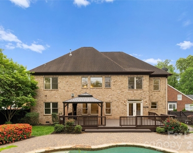 7307 Roseland Avenue - Photo Thumbnail 42