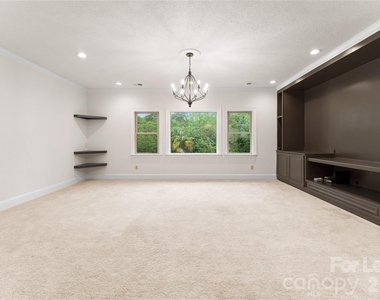 7307 Roseland Avenue - Photo Thumbnail 26