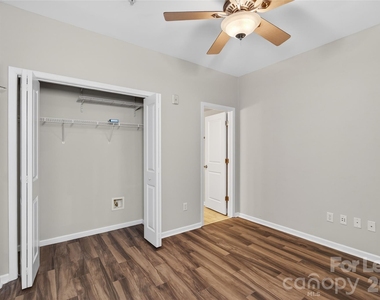 1508 Walnut View Drive - Photo Thumbnail 4