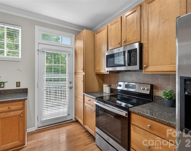 1508 Walnut View Drive - Photo Thumbnail 7