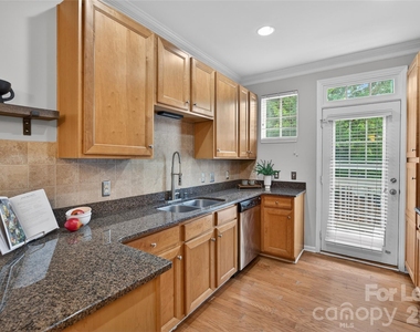1508 Walnut View Drive - Photo Thumbnail 6