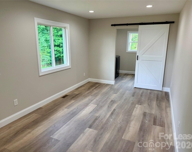6415 Little Mountain Road - Photo Thumbnail 13