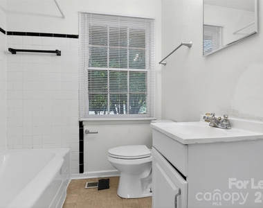 1813 Lasalle Street - Photo Thumbnail 13