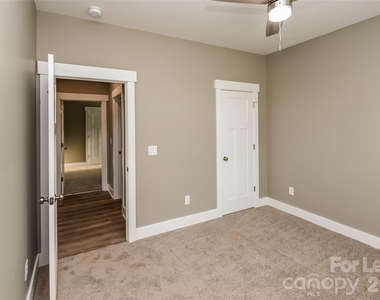 154 Mckinnon Avenue Ne - Photo Thumbnail 9