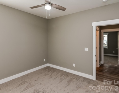 154 Mckinnon Avenue Ne - Photo Thumbnail 11