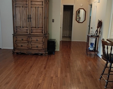 5912 Mcgregor Drive - Photo Thumbnail 4
