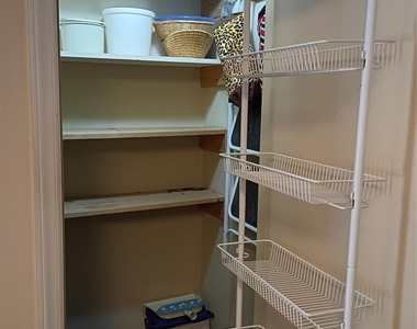 5912 Mcgregor Drive - Photo Thumbnail 10