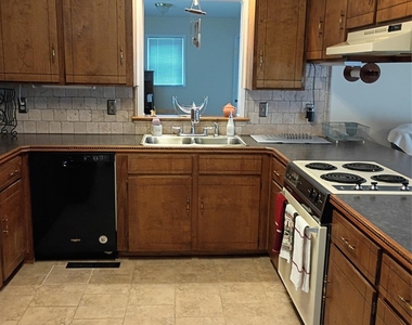 5912 Mcgregor Drive - Photo Thumbnail 9