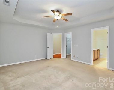10938 Sedgemoor Lane - Photo Thumbnail 22