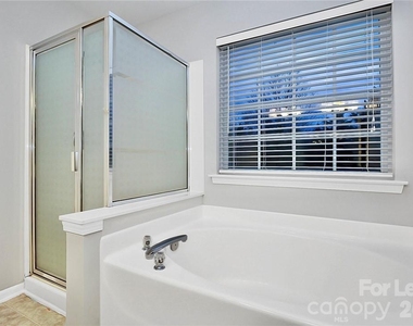 10938 Sedgemoor Lane - Photo Thumbnail 24