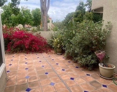 156 Stanford Court - Photo Thumbnail 14