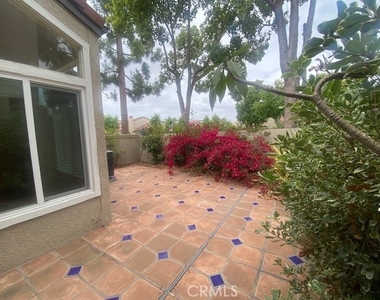 156 Stanford Court - Photo Thumbnail 13