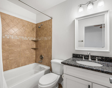 304 E Surfside Drive - Photo Thumbnail 16