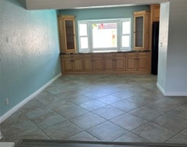 8591 Naples - Photo Thumbnail 4