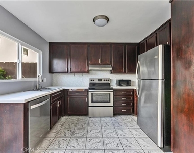 5372 Clairemont Mesa Blvd - Photo Thumbnail 10