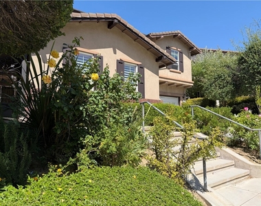 16333 Fox Hollow - Photo Thumbnail 2
