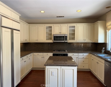 16333 Fox Hollow - Photo Thumbnail 22