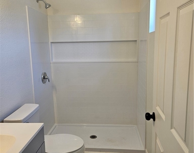 710 E. Whittier Ave - Photo Thumbnail 10