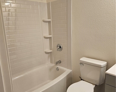 710 E. Whittier Ave - Photo Thumbnail 6
