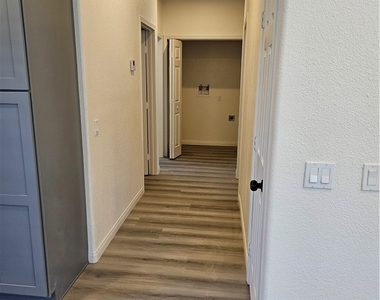 710 E. Whittier Ave - Photo Thumbnail 5