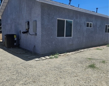 710 E. Whittier Ave - Photo Thumbnail 14