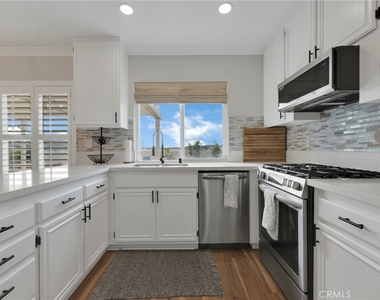 4895 N Buttercreek - Photo Thumbnail 15
