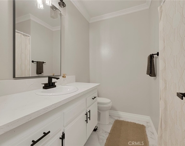 4895 N Buttercreek - Photo Thumbnail 26