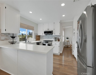 4895 N Buttercreek - Photo Thumbnail 14