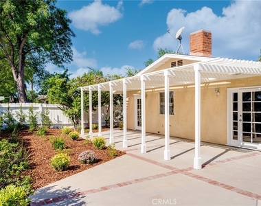 7126 Atheling Way - Photo Thumbnail 23