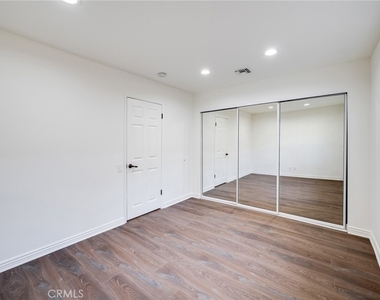 7126 Atheling Way - Photo Thumbnail 18