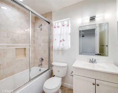 7126 Atheling Way - Photo Thumbnail 17
