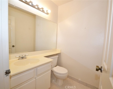 2595 Plaza Del Amo - Photo Thumbnail 8