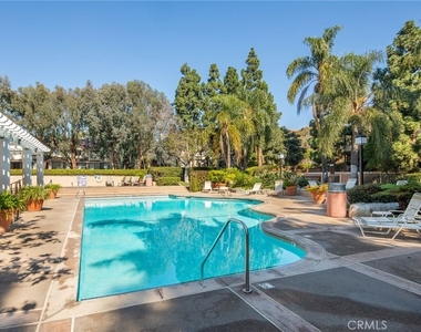 2595 Plaza Del Amo - Photo Thumbnail 25