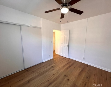 469 W Oliver Street - Photo Thumbnail 8
