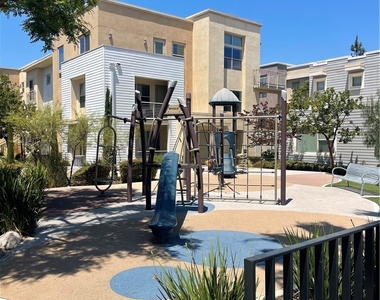 612 E Carson - Photo Thumbnail 19
