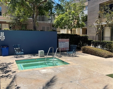 612 E Carson - Photo Thumbnail 14