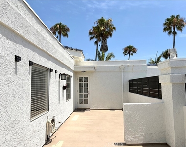425 S Catalina Avenue - Photo Thumbnail 18