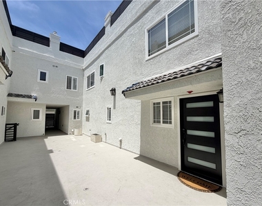 425 S Catalina Avenue - Photo Thumbnail 21