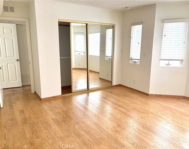 425 S Catalina Avenue - Photo Thumbnail 15