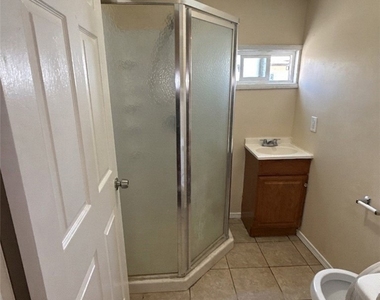 14823 Longworth Avenue - Photo Thumbnail 2