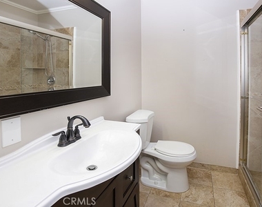 7400 Blewett - Photo Thumbnail 10