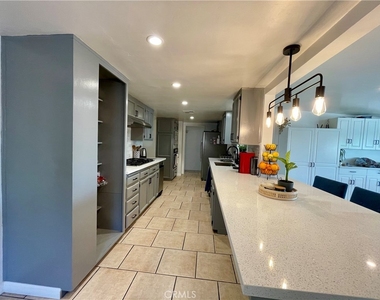3212 Covina - Photo Thumbnail 14