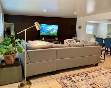 3212 Covina - Photo Thumbnail 9