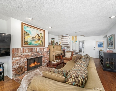 805 N Bay Front - Photo Thumbnail 15