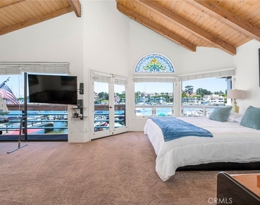 805 N Bay Front - Photo Thumbnail 22