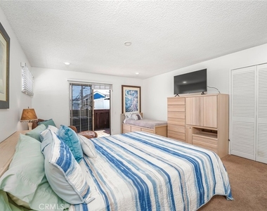 805 N Bay Front - Photo Thumbnail 40