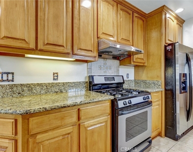 4350 Carfax - Photo Thumbnail 16