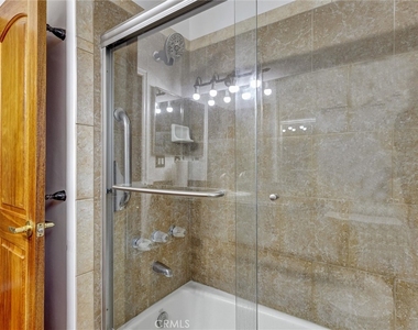 4350 Carfax - Photo Thumbnail 22