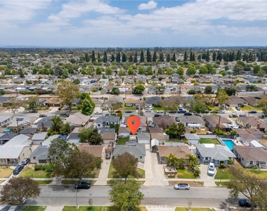 4350 Carfax - Photo Thumbnail 23